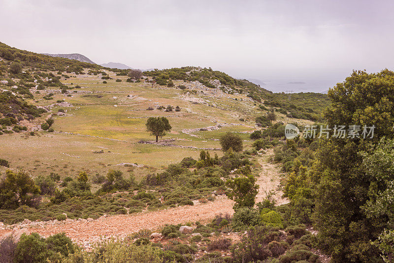 著名的利西亚路行人步行道，位于法提耶到kas mugla turkey之间